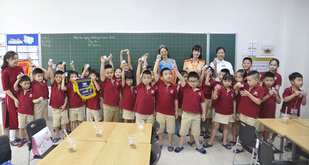 Tuyên truyền trực tuyến về an toàn giao thông cho học sinh tiểu học